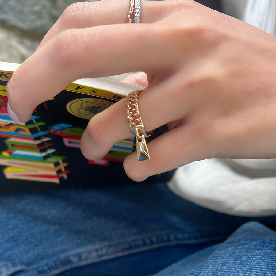 Zipper Ring