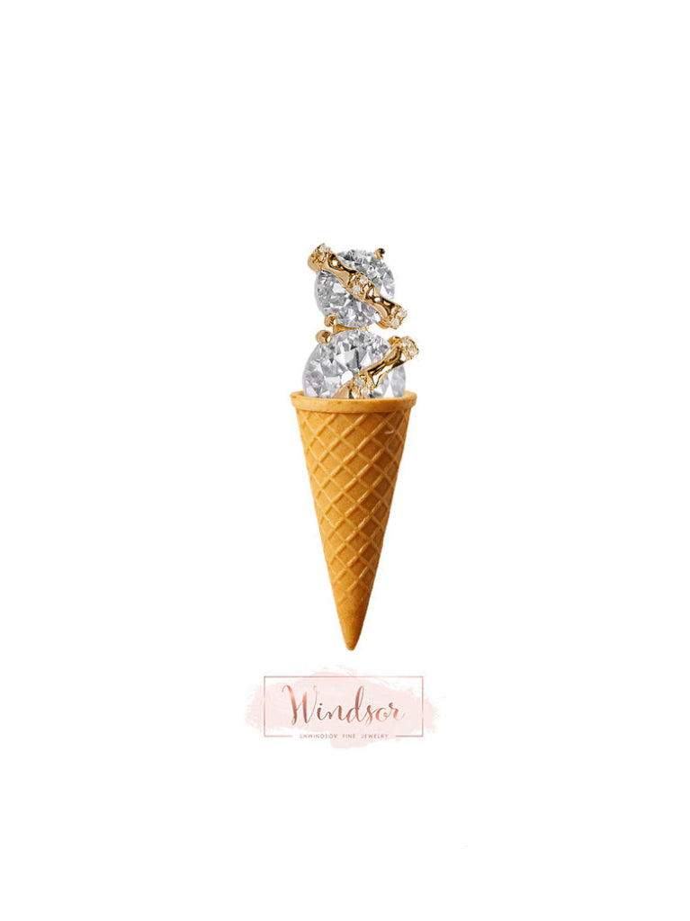 Round Ice Ear Cuff
